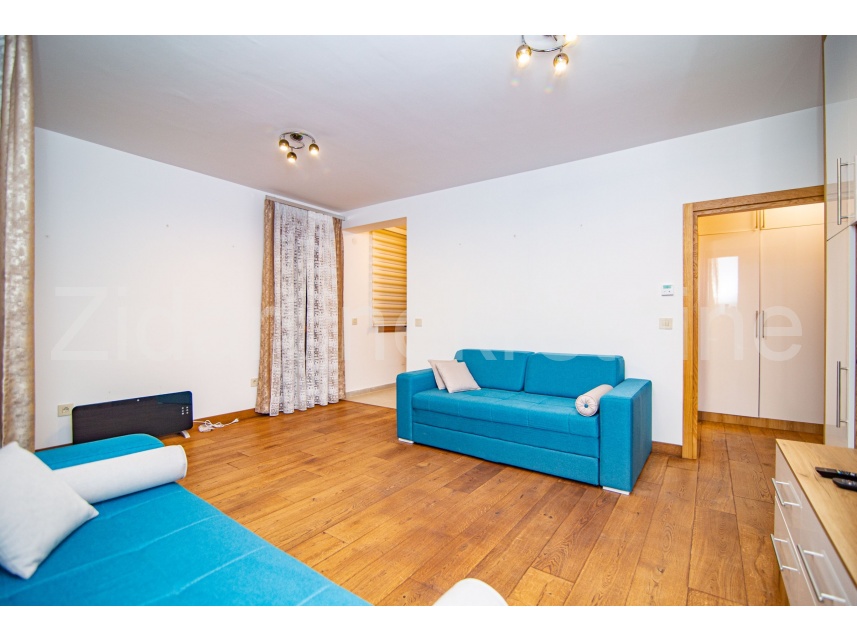 Квартира, 365 м², 76 000$ — FAKTOR